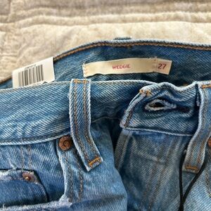 Levi’s wedgie fit jeans